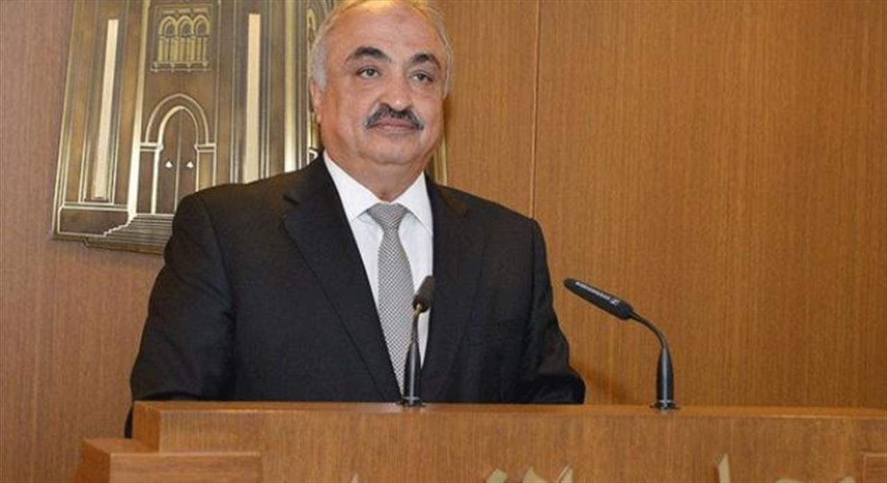 الحجار للسيّد: هل نسيت أنّك كنت أحد أبرز رجال المرحلة التي راكمت الديون وضاعفتها؟ 