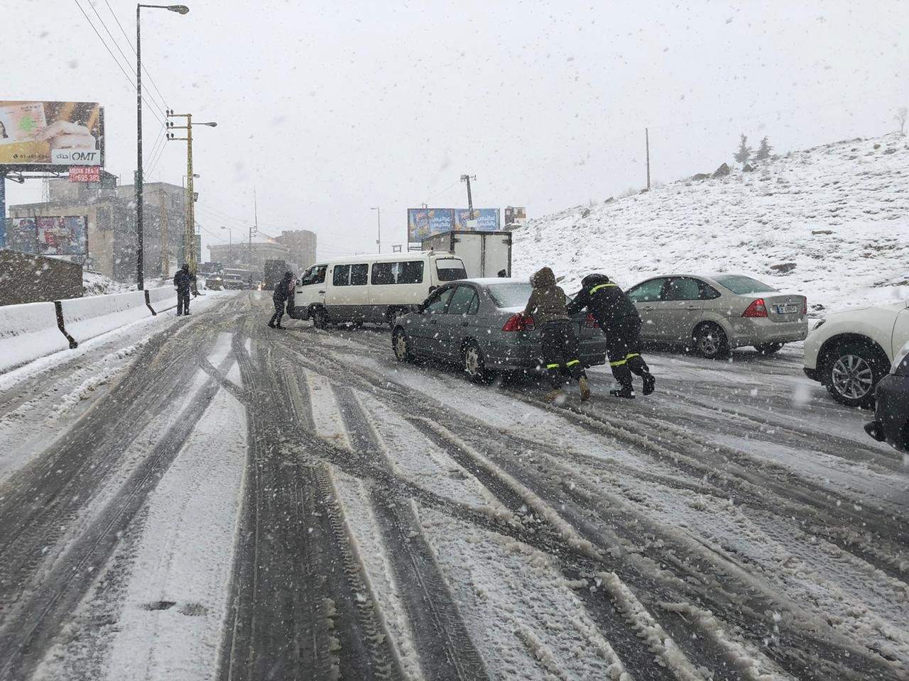 محافظ البقاع: للتقيّد بإرشادات القوى الأمنية لسلوك الطرق الجبلية