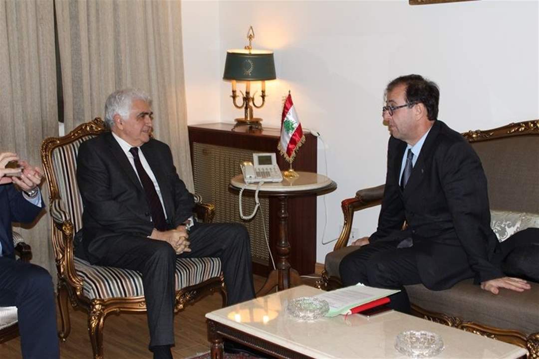 حتّي عرض مع سفراء أوروبيين "سبل مساعدة لبنان للخروج من الأزمة"