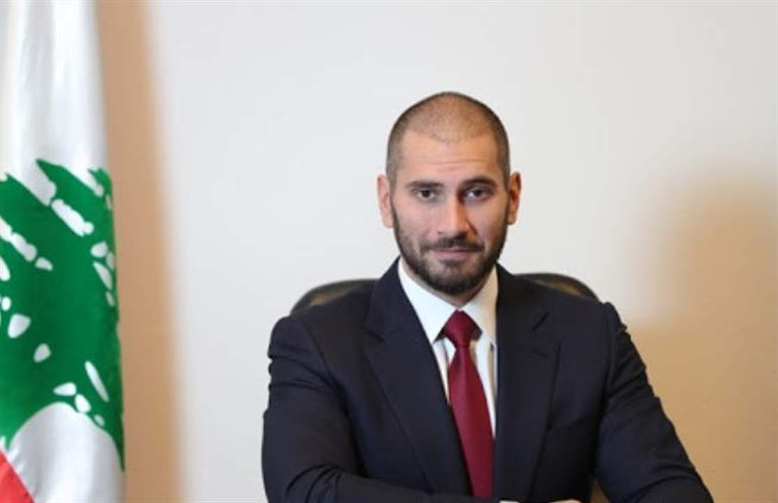 جو ايلي حبيقة يذكّر الحريري بوالده