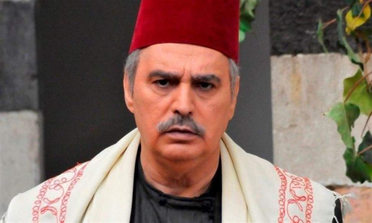 زوجة أبو عصام بطل باب الحارة بإطلالة مثيرة للمرة الأولى 