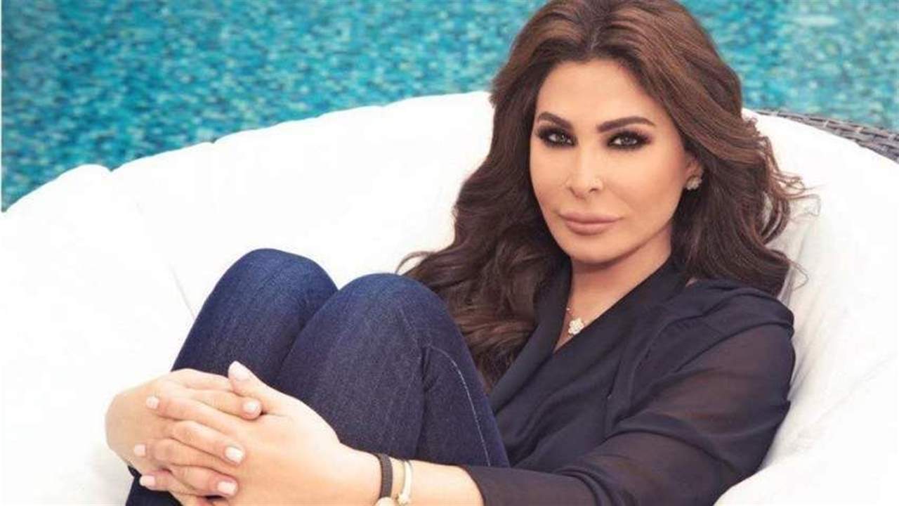 إليسا تطرد أحد الأشخاص أمام الجمهور 