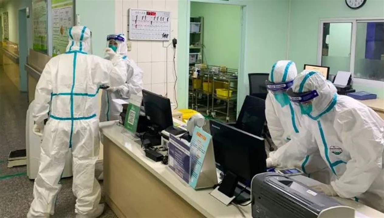 فريق طبي صيني يطور لقاحا واعدا عن طريق الفم ضد فيروس "كورونا"