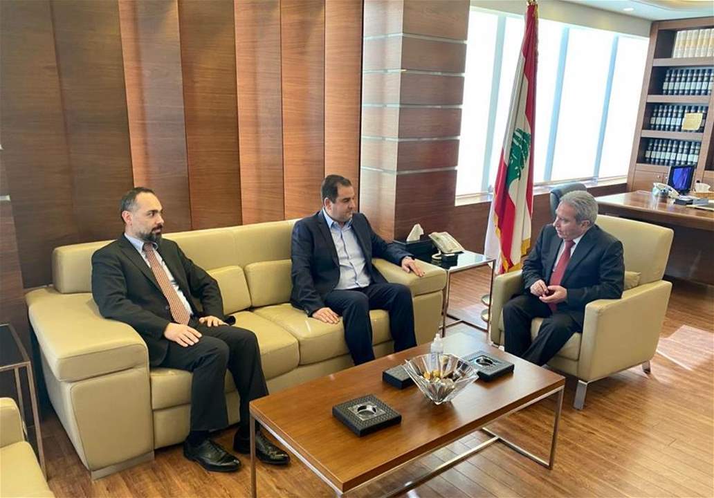 نقابة اصحاب المطاعم: للاقفال الشامل والموقت باستثناء خدمة "الديليفري" 