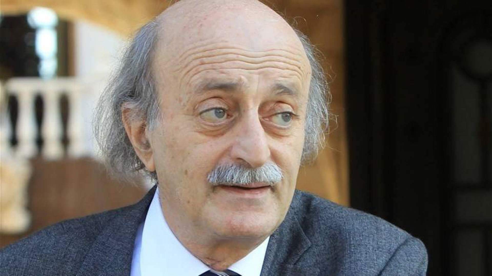 جنبلاط: محامي الشيطان في مركز القرار والمزدوج الولاءات يجد الفتوى المناسبة للإفراج عن العميل عامر فاخوري