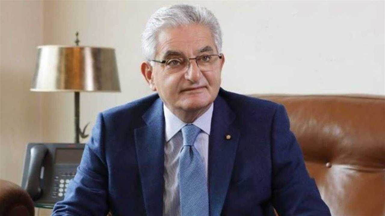 سليم صفير: من الأفضل الا يتدخل السياسيون في العمل المصرفي