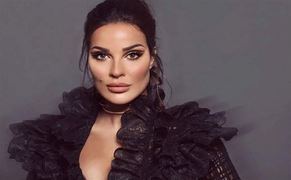 نادين نسيب نجيم تحتفل بعيد ابنتها بالبيجاما في زمن الكورونا
