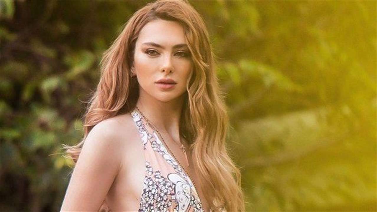 ماذا قالت ستيفاني صليبا عن نادين نسيب نجيم وسيرين عبد النور وماذا عن تأجيل مسلسل الساحر؟