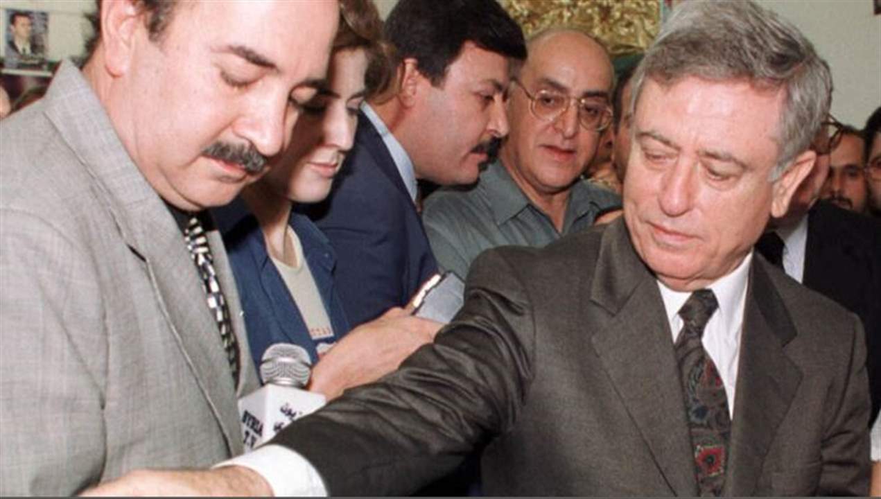  وفاة عبد الحليم خدام في باريس عن عمر ناهز 88 عاما