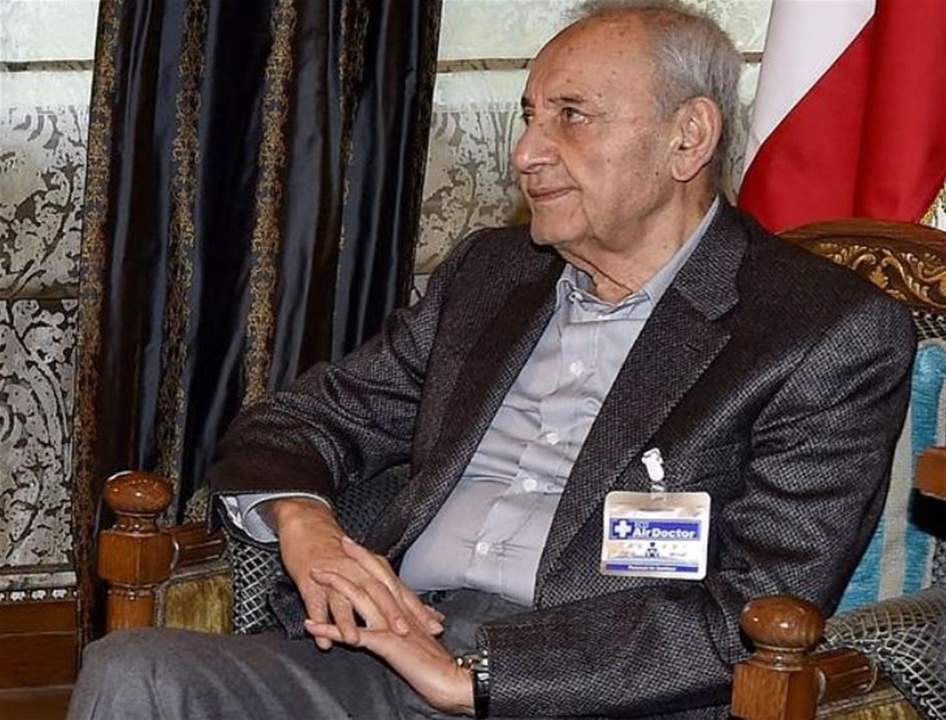 بالصورة - بطاقة على سترة برّي تُثير الجدل.. وهذه قصتها! 