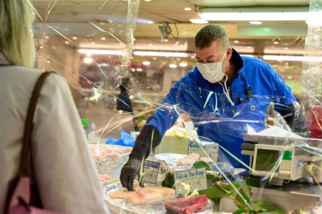 دول عدة تتّجه بحذر نحو تخفيف إجراءات العزل المفروضة لاحتواء كورونا 