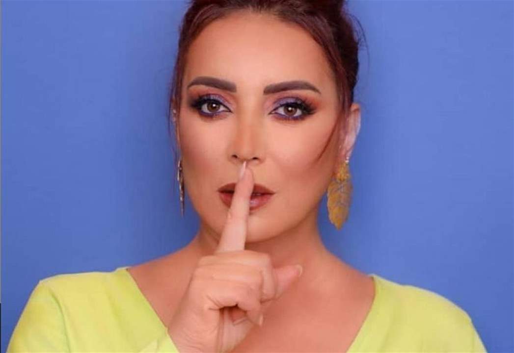 شكران مرتجى تعايد سلافة معمار على طريقتها الخاصة بالأبيض والأسود 