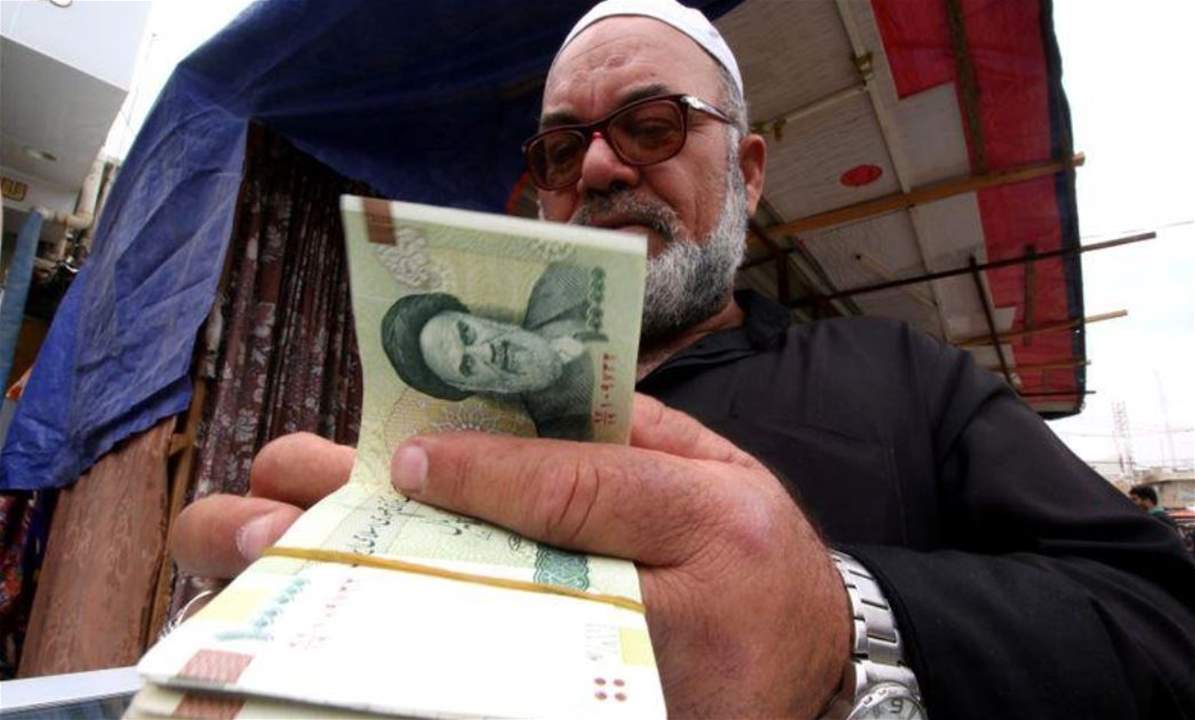 إيران توافق على حذف 4 أصفار من عملتها المتراجعة
