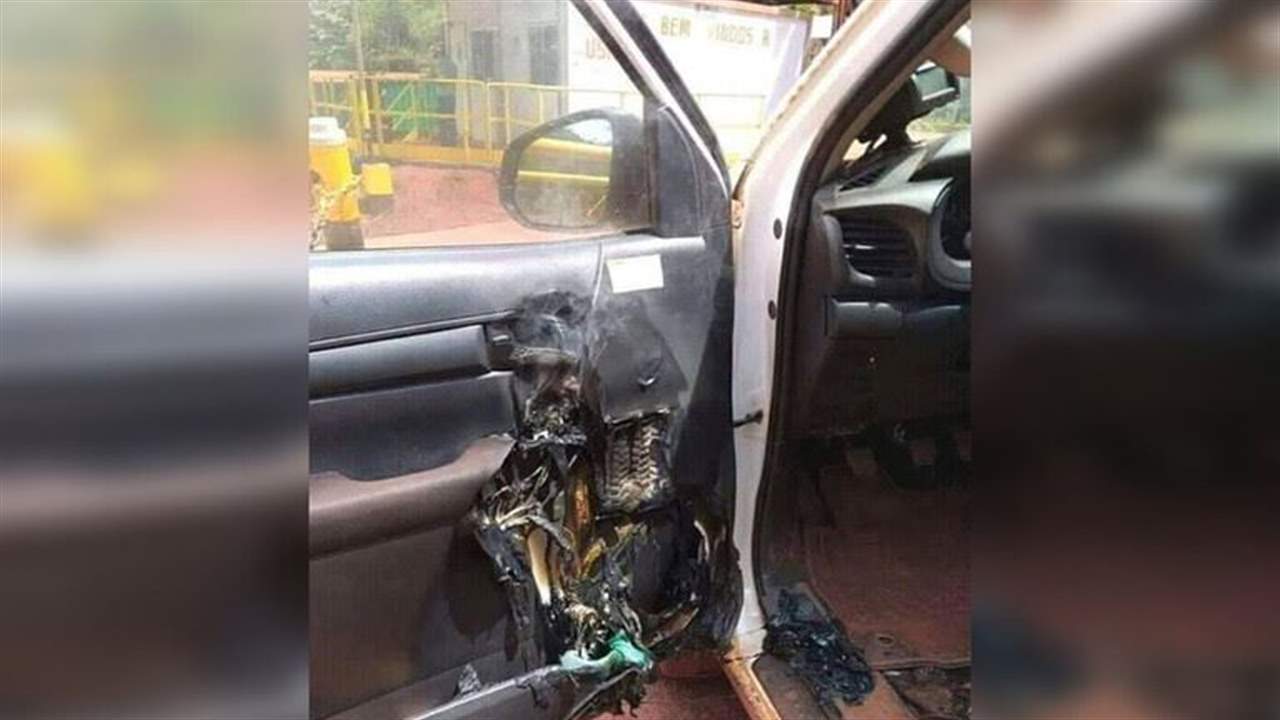 احذروا ترك معقمات الأيدي في السيارة... حادثة مروعة تكشف ما يحصل