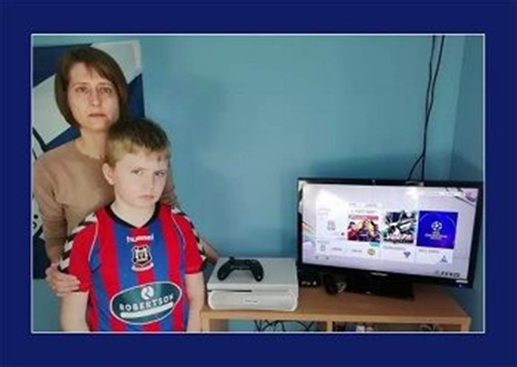 اخترق محتالون حسابها لشراء نقاط للعبة الفيفا بقيمة خجولة