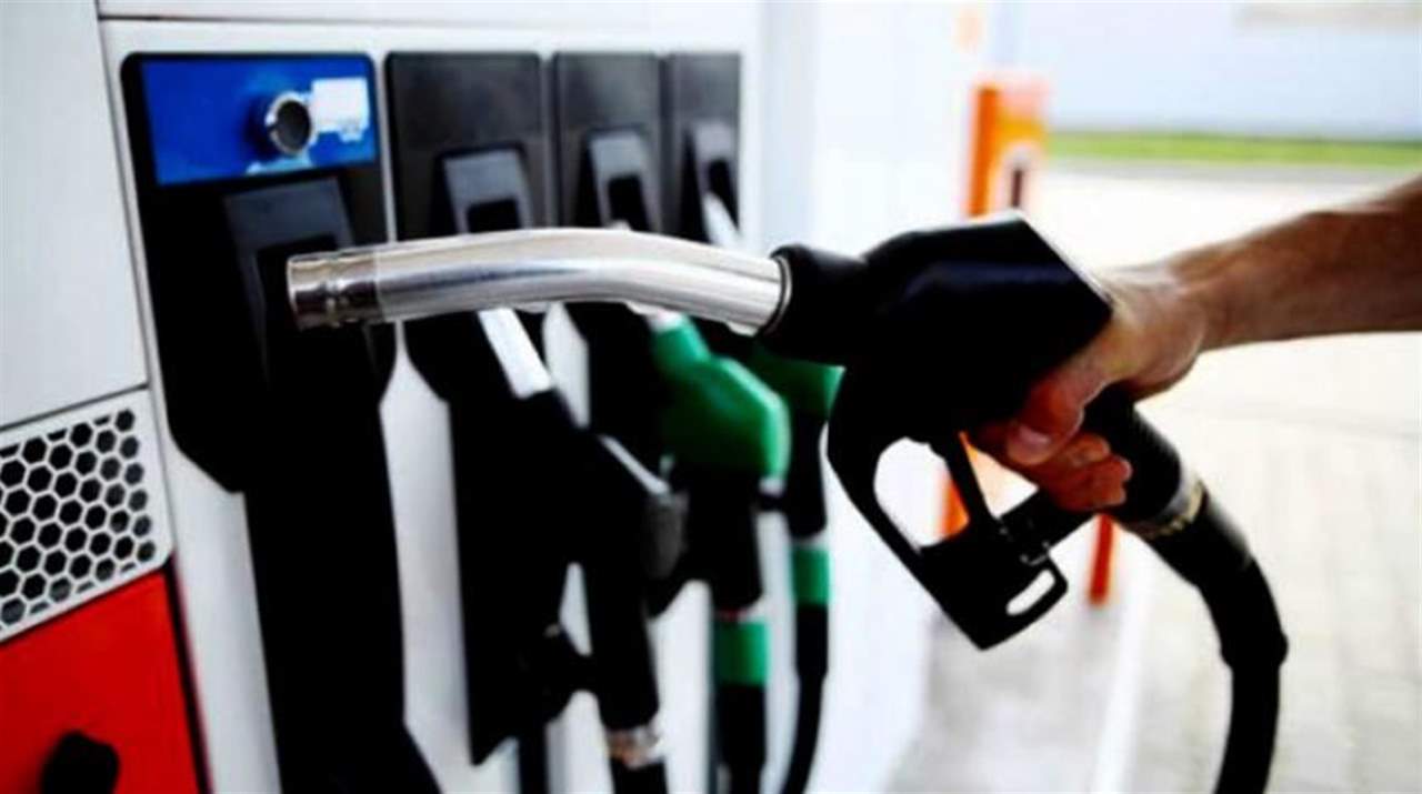 فنزويلا ترفع سعر الوقود بعد تسلم شحنات إيرانية