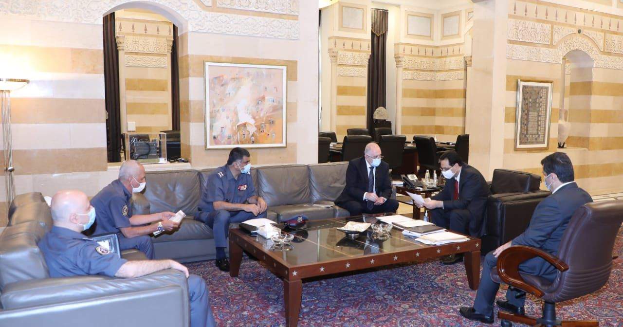 دياب بحث الوضع الأمني مع فهمي وعثمان وعرض الأوضاع مع اللقاء التشاوري 