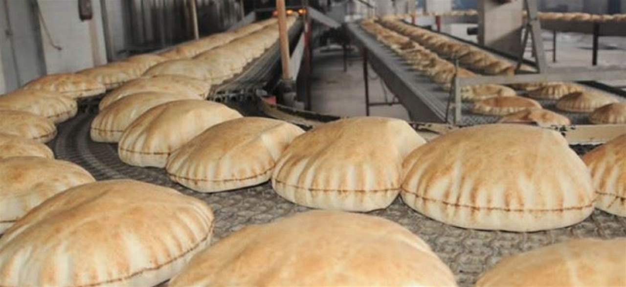 نقابة عمال مخابز بيروت وجبل لبنان ترد على خفض وزن ربطة الخبز