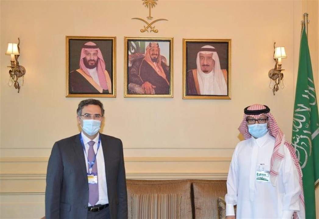 المدير العام لوزارة المالية آلان بيفاني بضيافة السفير السعودي 