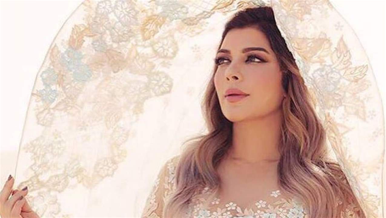 أصالة باشرت التحضيرات للاحتفال بخطوبة ابنتها شام الذهبي 