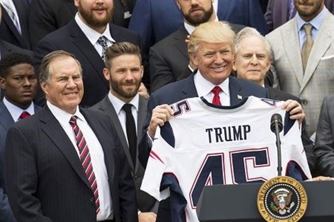 لهذا السبب .. ترامب يقاطع كرة القدم الأمريكية
