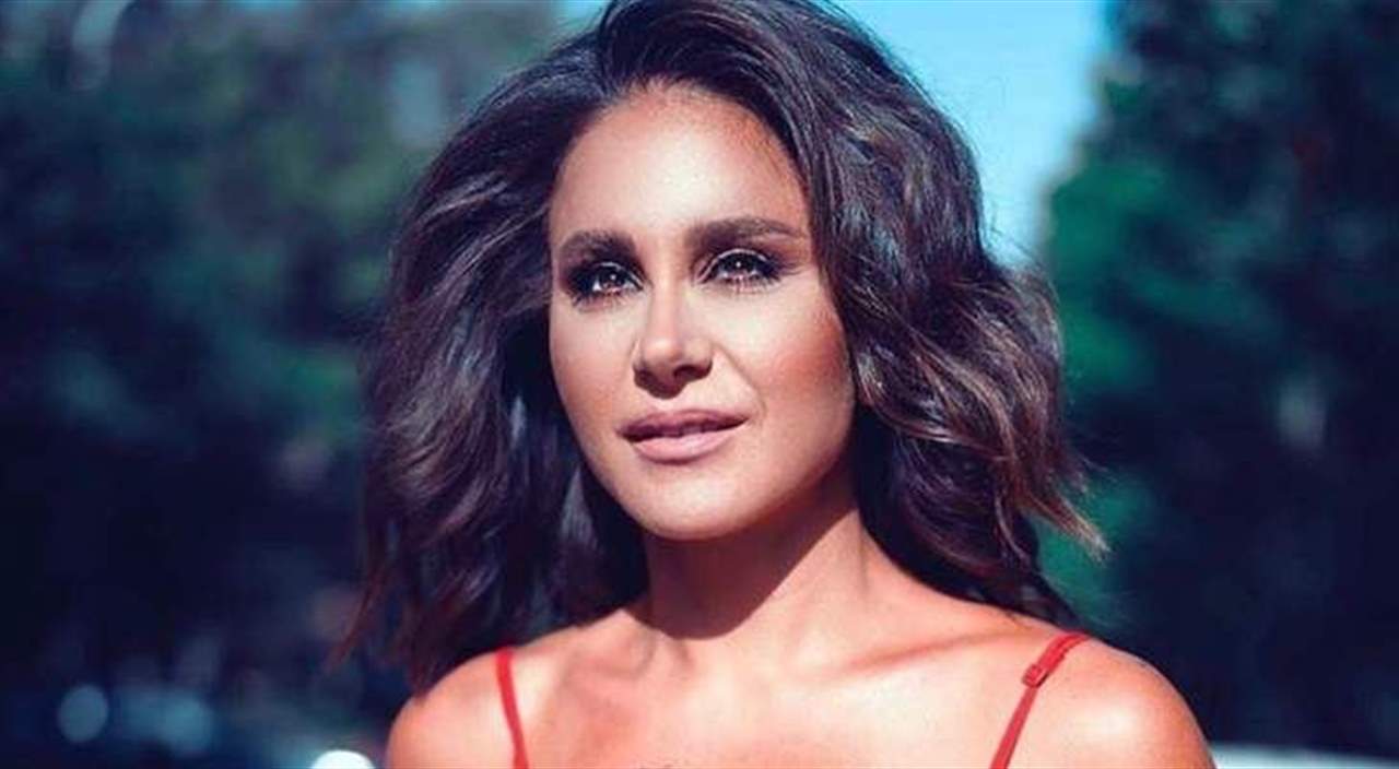 ديما قندلفت تفجر مفاجأة عن تيم حسن في "الهيبة" والأخير يكشف الكواليس...لماذا فضلت سيرين عبد النور ؟