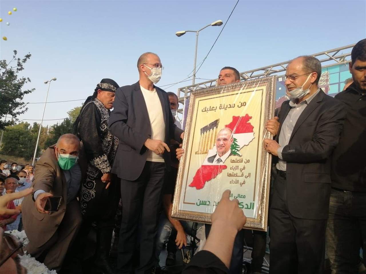 وزير الصحة مكرما في بعلبك: الوزارة أعادت ثقة المواطن بمؤسساته  