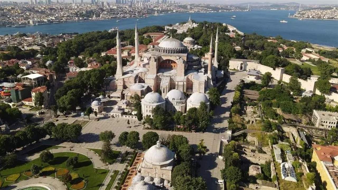 تركيا تبتّ اليوم في مستقبل آيا صوفيا لتحويلها إلى متحف أو مسجد