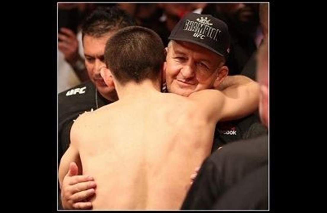 حبيب يؤبن والده: كنت أباً وصديقاً وأخاً ومدرباً في شخص واحد