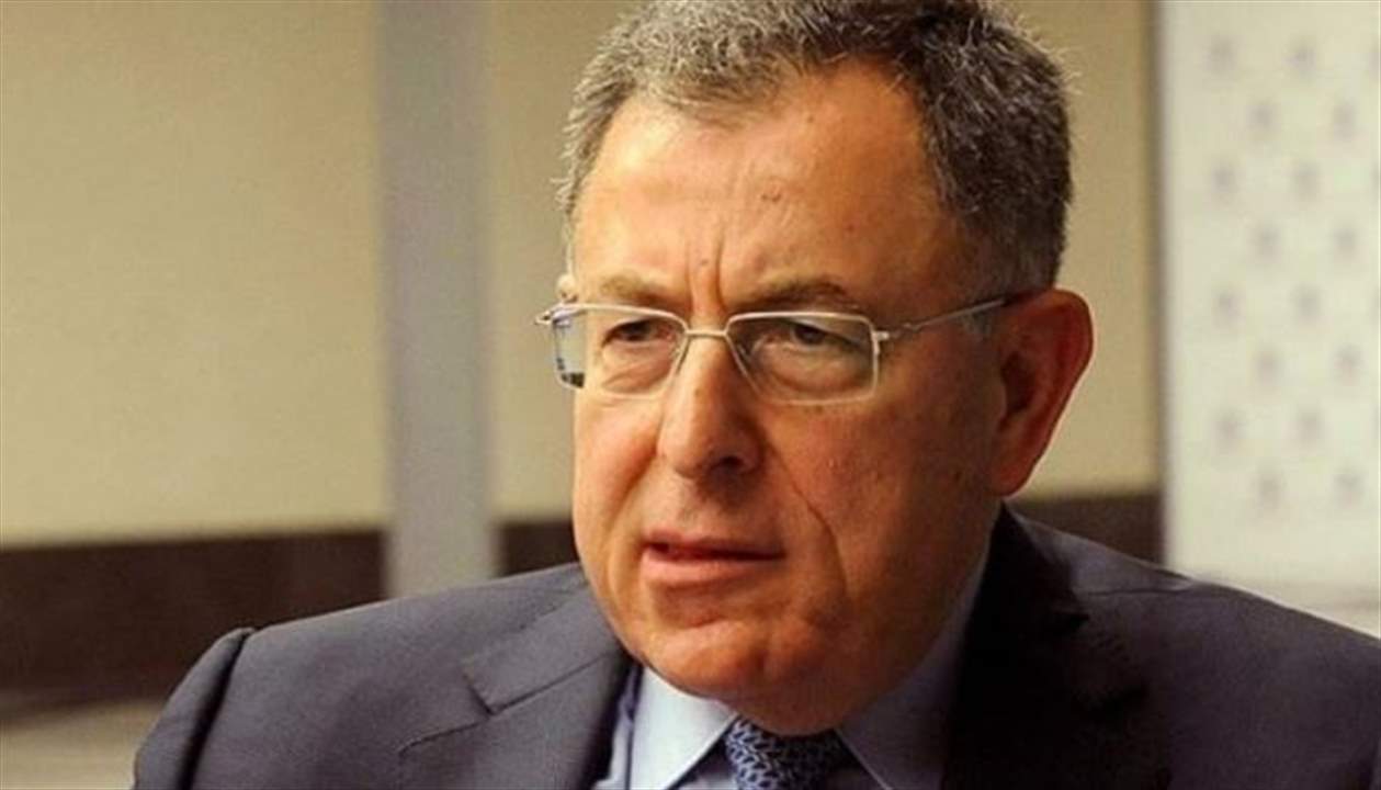 المكتب الاعلامي للسنيورة: ما أورده الحاج حسين الخليل إمّا محرّف وامّا مختلق والهدف هو التحريض