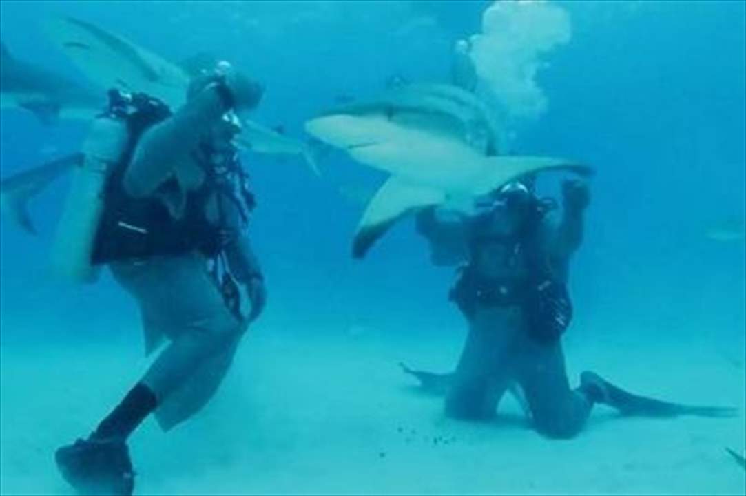 مايك تايسون يهزم "القرش" ويستعد لروي جونز