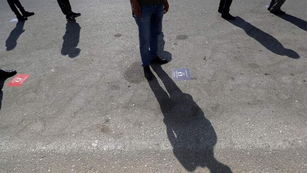 عزل عميد كلية "تربية" لتسريبه أسئلة امتحان مقابل رشوة جنسية