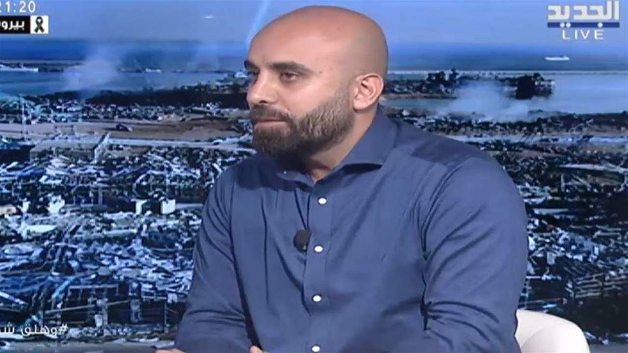 الصحافي رضوان مرتضى يكشف عن  السمسار الذي أحضر السفينة روسوس الى لبنان