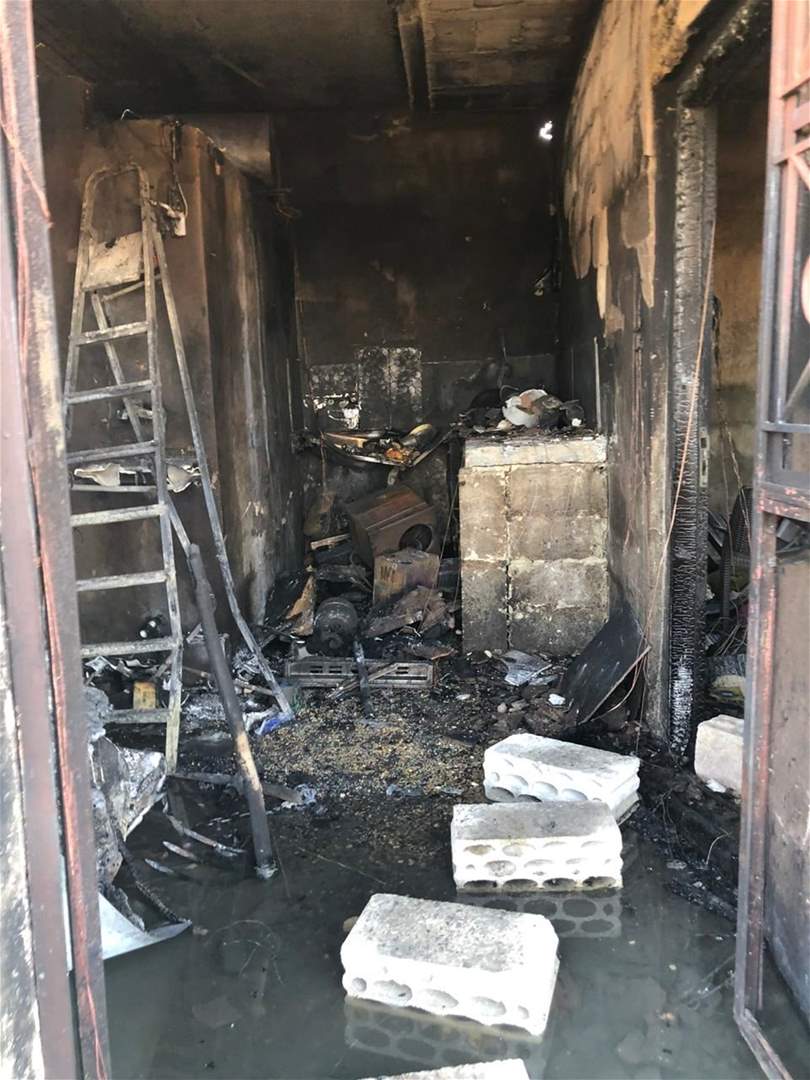 انفجار العامرية... توقيفات في مخيمات النازحين ومصادرة جهازي كومبيتر محمولين