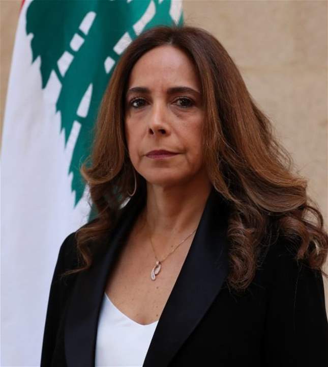 عكر عرضت مع نظيرها الايطالي الأوضاع والمساعدات المقدمة من بلاده 