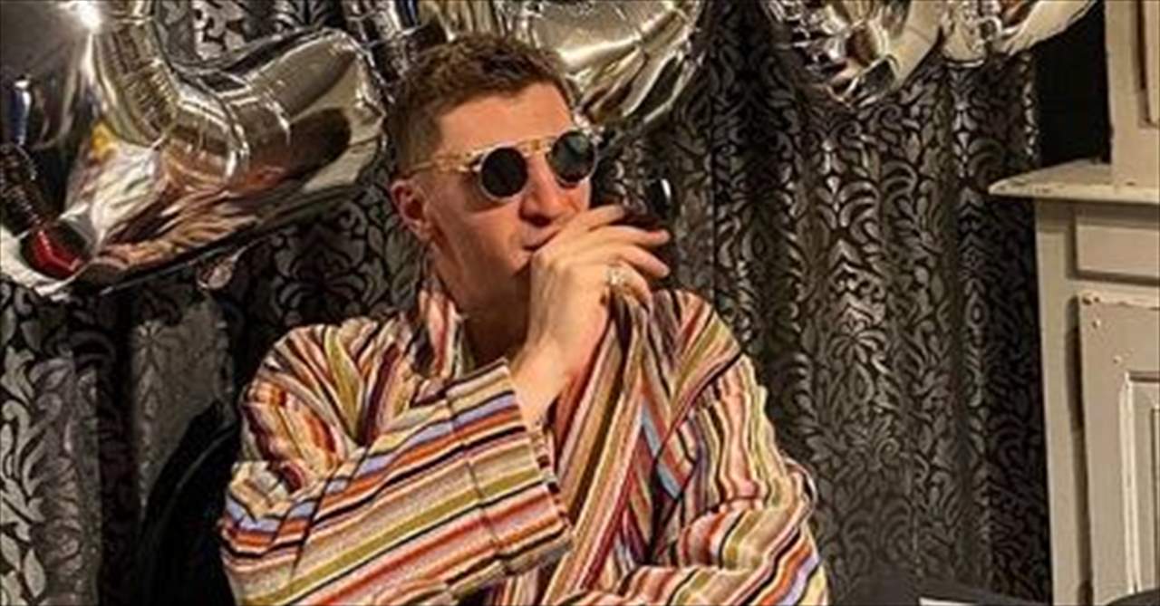 النجم البلجيكي يروي قصص الحفلات الفاحشة في سان جرمان