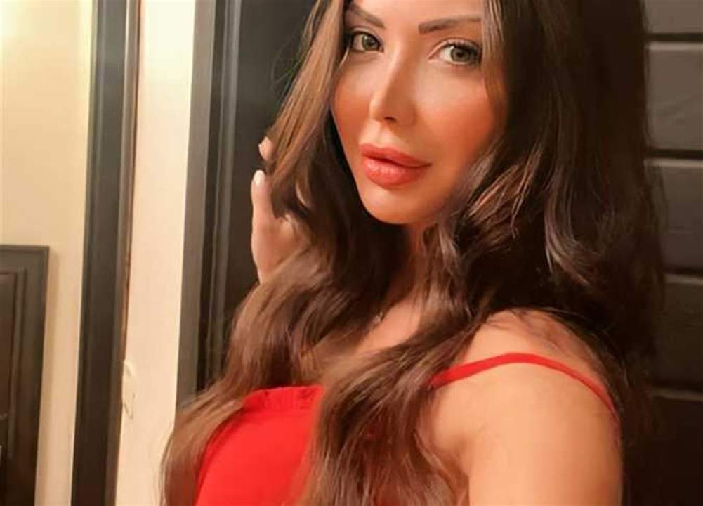 بعد ابتزازها ونشر صورها الجريئة... ماذا فعل المغردون مع الممثلة السورية دانا جبر؟