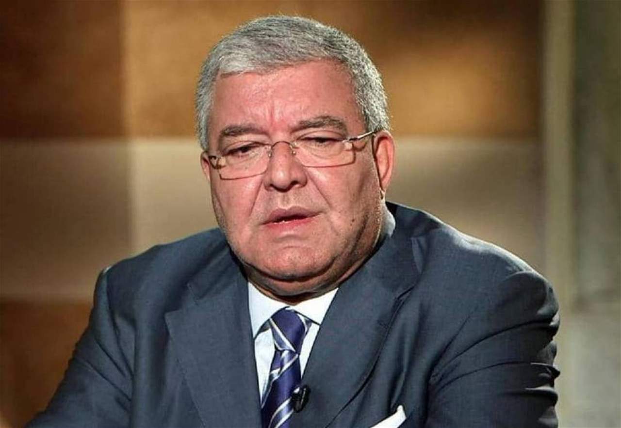 نهاد المشنوق يقاطع الاستشارات النيابية...