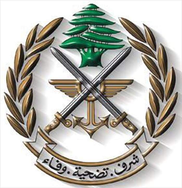 الجيش: العثور على كميات جديدة من نيترات الأمونيوم خارج مرفأ بيروت