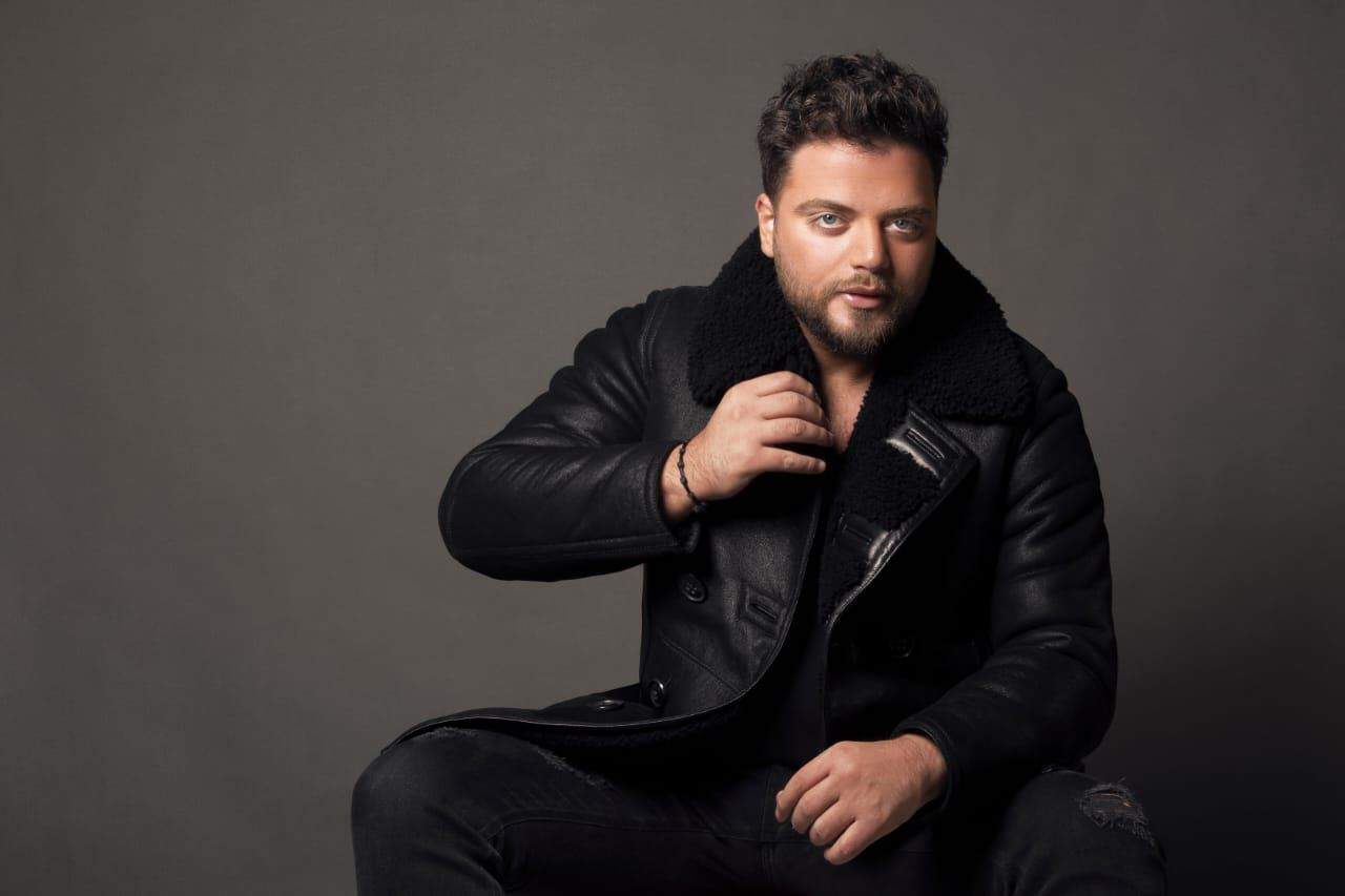 عامر زيان يغني بالفصحى للمرة الأولى