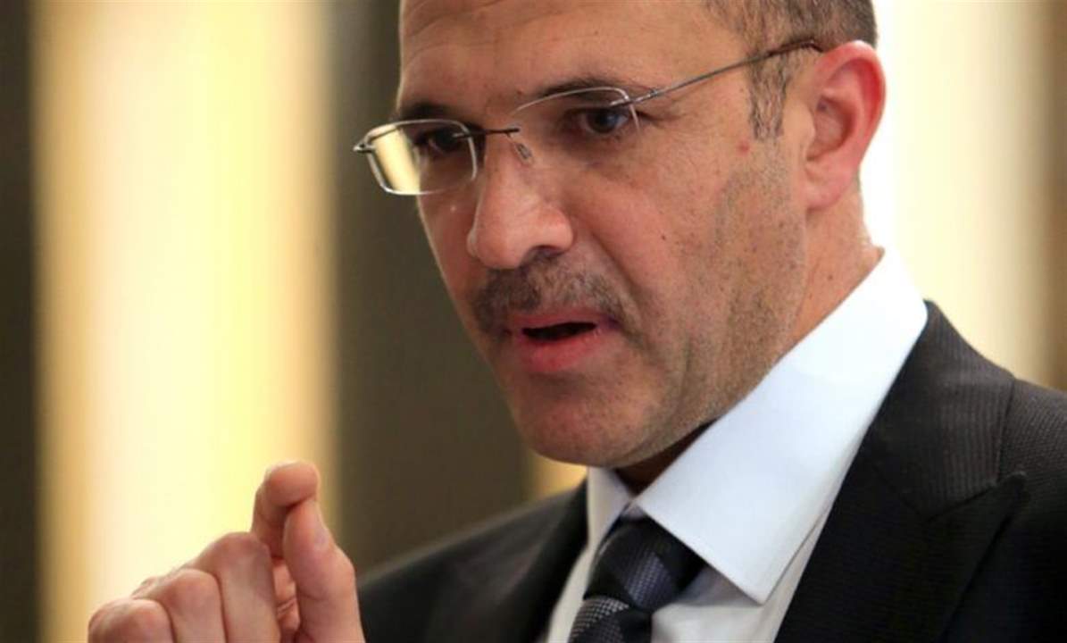 وزير الصحة: توصية بالإقفال التام لمدة أسبوعين 