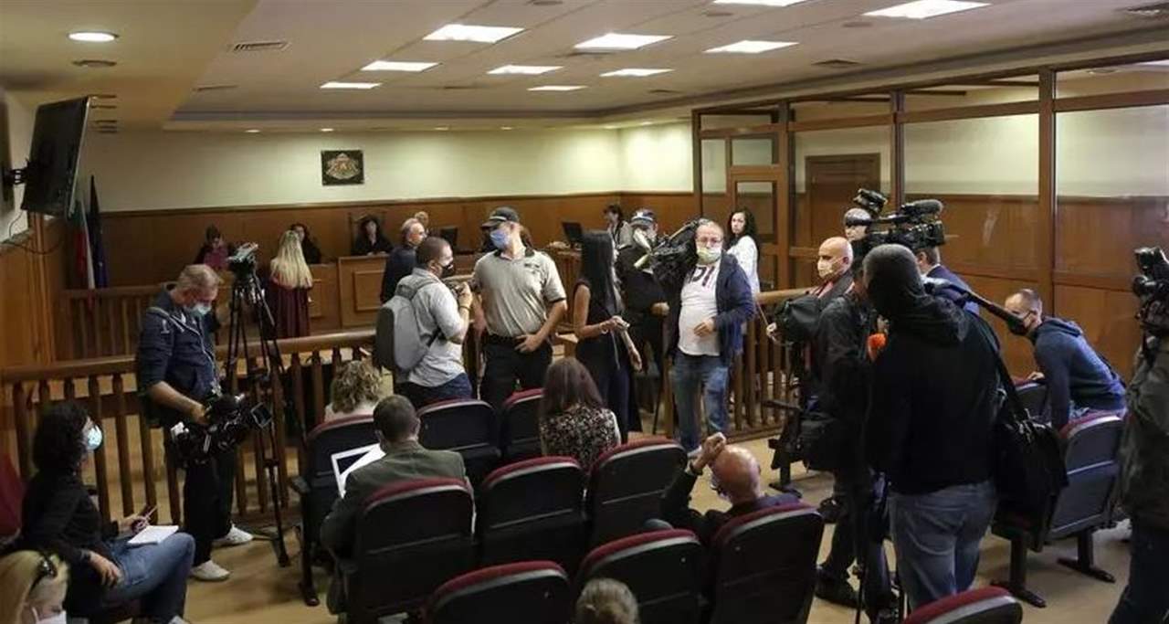 محكمة بلغارية تصدر حكماً بالسجن المؤبد بحق لبنانييْن متهمّيْن بتفجير حافلة إسرائيلية 