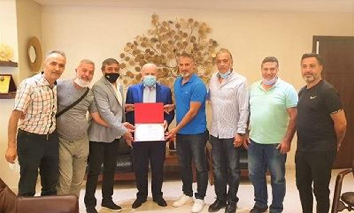 صور: رابطة قدامى اللاعبين الدوليين زارت الأندية والاتحاد وقدّمت مقترحات