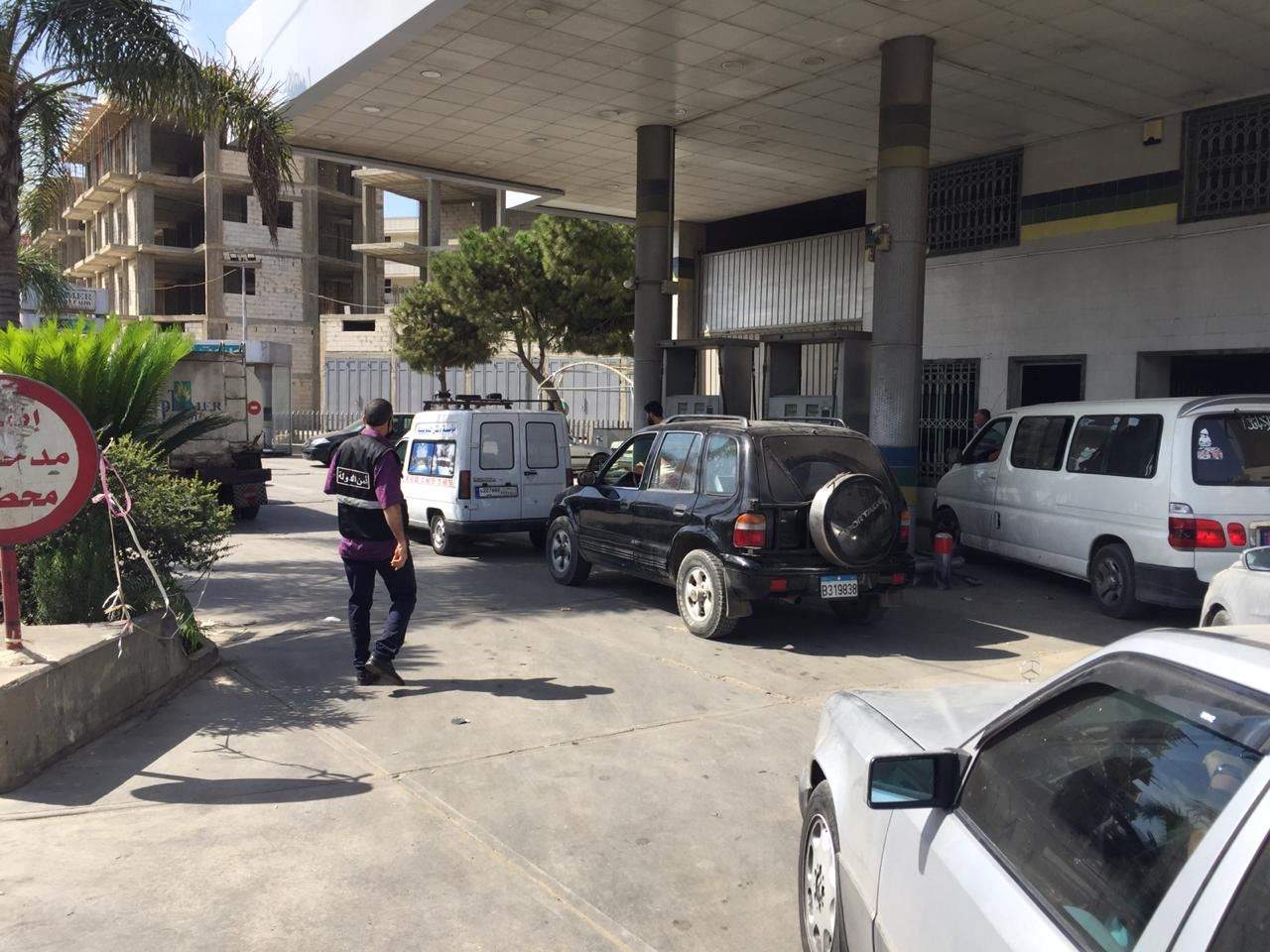 دورية من حماية المستهلك جالت على محطات في عكار ونظمت محاضر ضبط في حق المخالفين