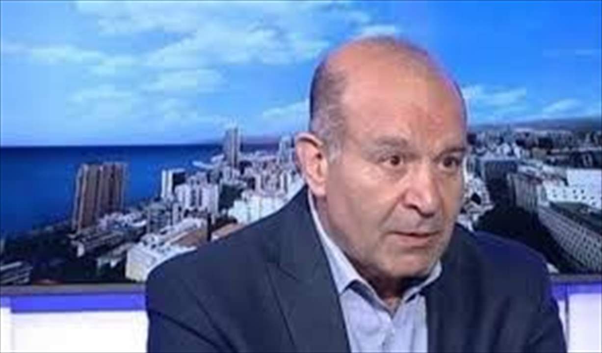 مصطفى علوش لـ"الأنباء": المشاورات التي سيجريها الحريري ستعبد طريق التكليف