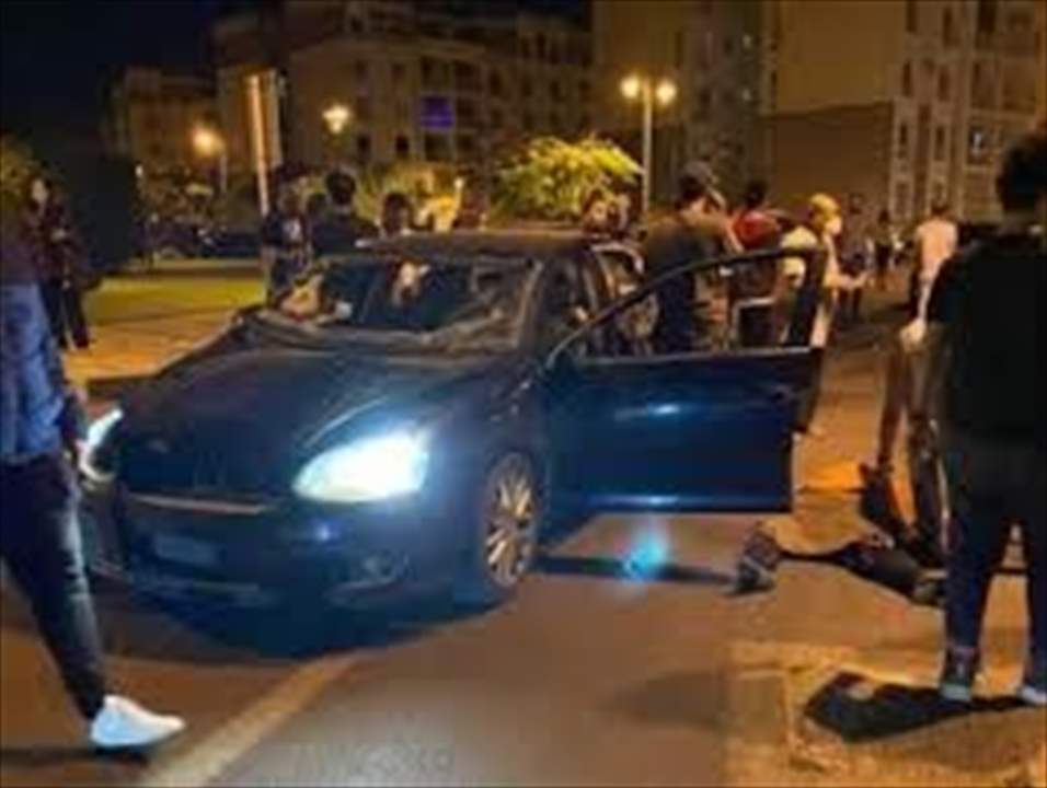في مصر ... القبض على شبان وفتيات أثناء ممارسة جنس جماعي داخل سيارة