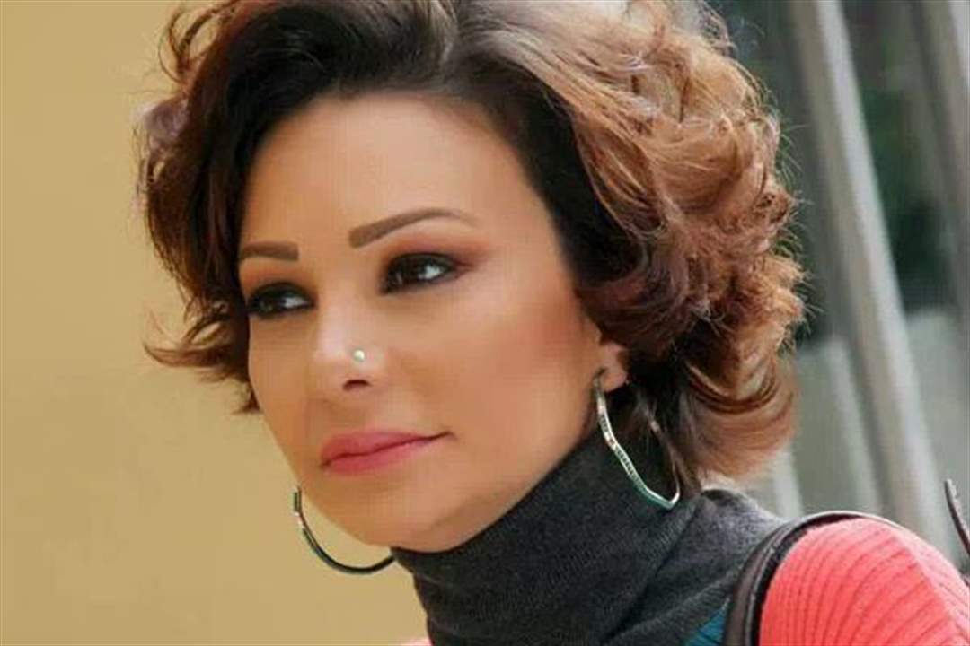 ابنة نادين تحسين بك تخطف الأنظار بجمالها وهل تشبه والدتها؟ 