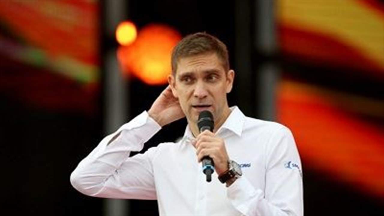 تعرض لاطلاق نار متكرر .. مقتل والد بطل الفورمولا وان 