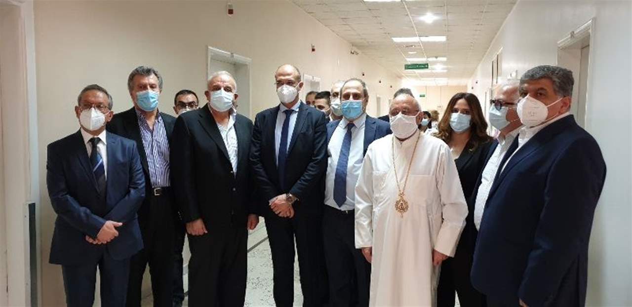 وزير الصحة متوجها الى المطران درويش: خطوتكم بفتح قسم كورونا في مستشفى تل شيحا تعبر عن هذا الدين المتسامح