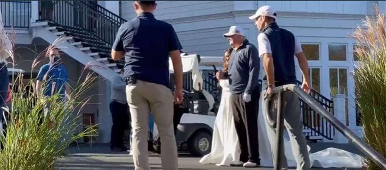 فيديو لترامب يلتقط صوراً مع عروس... تزامناً مع إعلان فوز بايدن